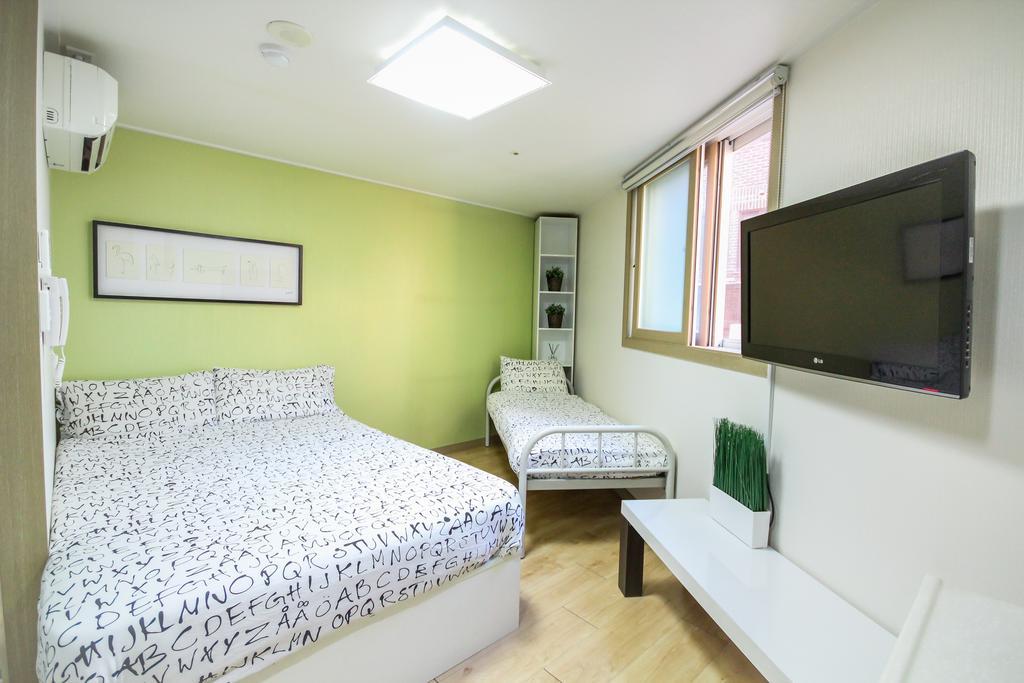 Zaza Backpackers 2*
